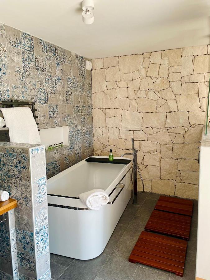 Escondida Bed & Breakfast นีซ ภายนอก รูปภาพ